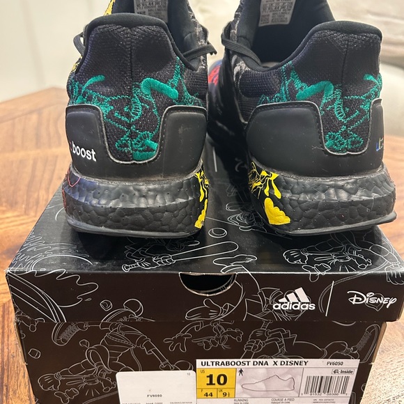 Adidas Mens Ultraboosts Disney Goofy - Picture 3 of 4